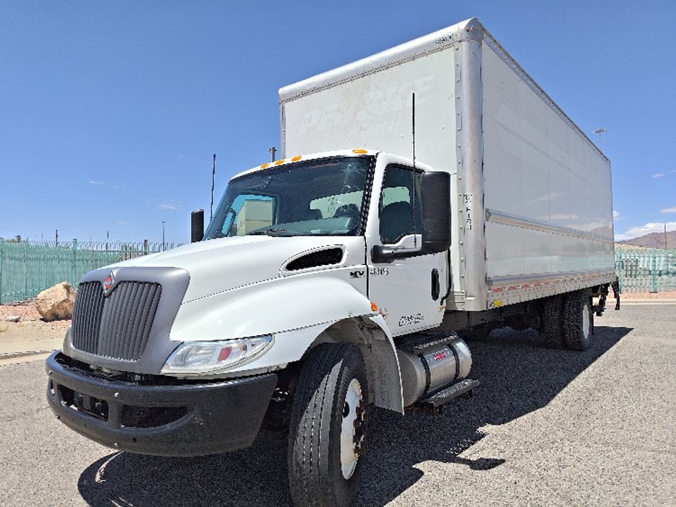 Medium Duty Box Truck-Light and Medium Duty Trucks-International-2022-MV607-El Paso-TX-213,311\n\t\tmiles-$ 60,000 - Image 3