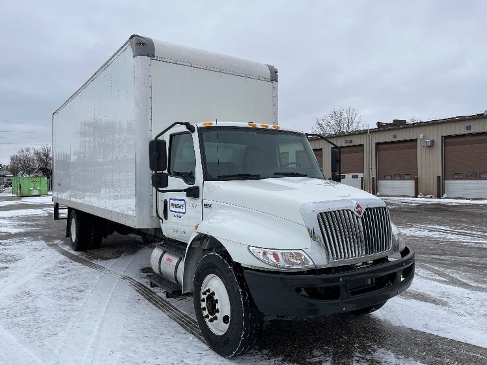 Medium Duty Box Truck-Light and Medium Duty Trucks-International-2022-MV607-Elkhart-IN-57,761\n\t\tmiles-$ 69,250 - Image 1