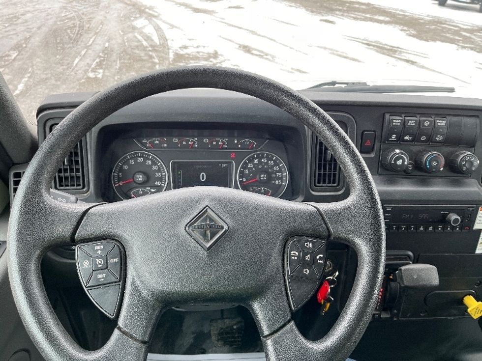 Medium Duty Box Truck-Light and Medium Duty Trucks-International-2022-MV607-Elkhart-IN-57,761\n\t\tmiles-$ 69,250 - Image 18