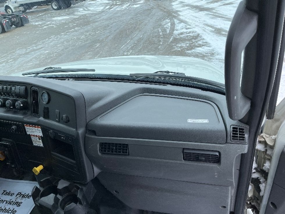 Medium Duty Box Truck-Light and Medium Duty Trucks-International-2022-MV607-Elkhart-IN-57,761\n\t\tmiles-$ 69,250 - Image 21