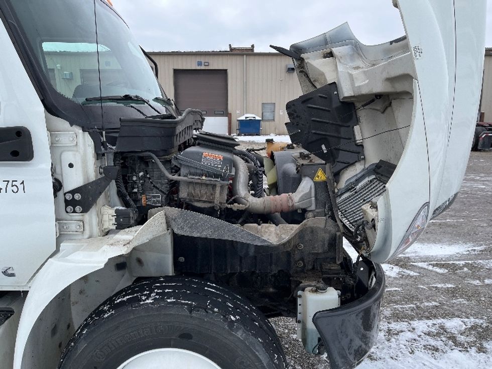 Medium Duty Box Truck-Light and Medium Duty Trucks-International-2022-MV607-Elkhart-IN-57,761\n\t\tmiles-$ 69,250 - Image 23