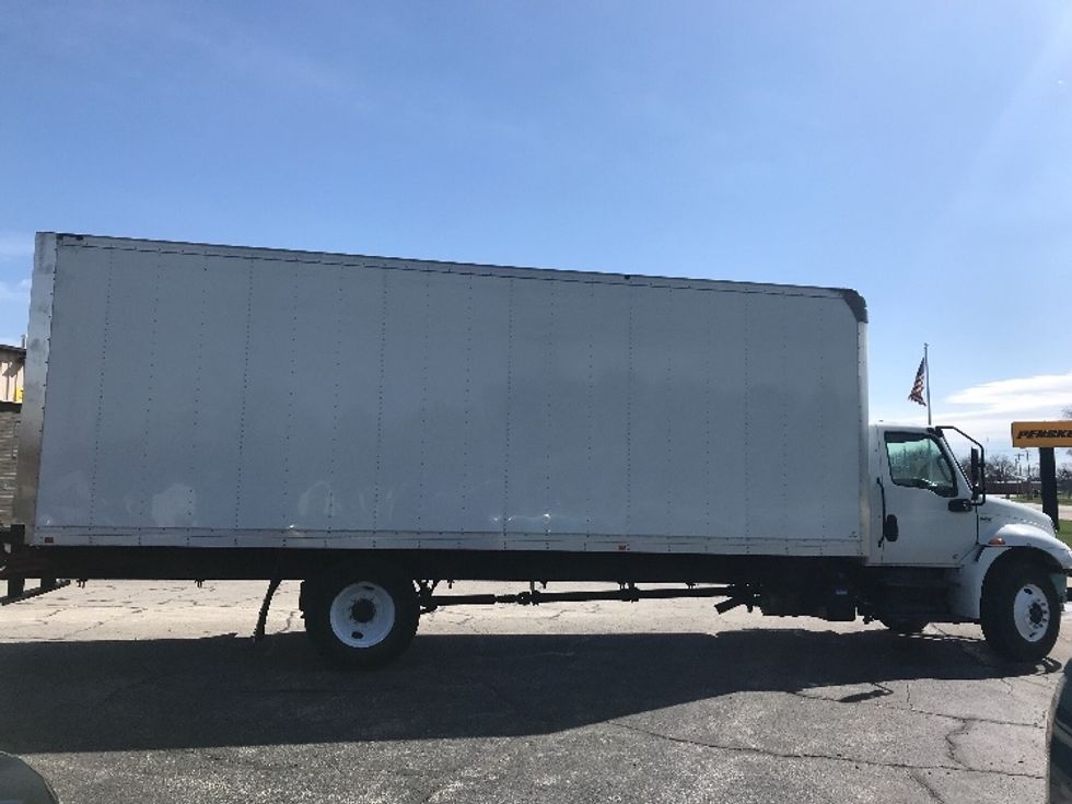 Medium Duty Box Truck-Light and Medium Duty Trucks-International-2022-MV607-Elkhart-IN-91,284\n\t\tmiles-$ 70,250 - Image 14