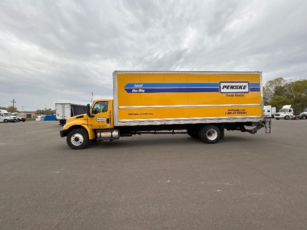 Medium Duty Box Truck-Light and Medium Duty Trucks-International-2022-MV607-Elmira-NY-285,595\n\t\tmiles-$ 33,500 - Image 4