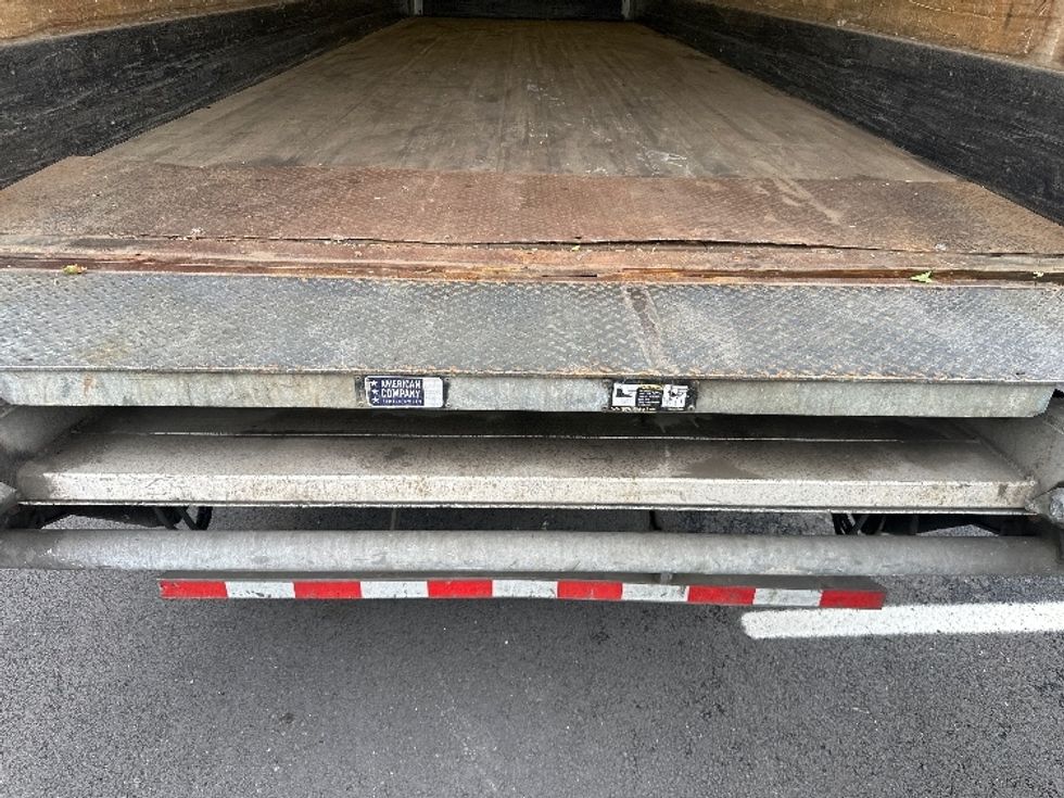 Medium Duty Box Truck-Light and Medium Duty Trucks-International-2022-MV607-Elmsford-NY-107,341\n\t\tmiles-$ 76,000 - Image 10