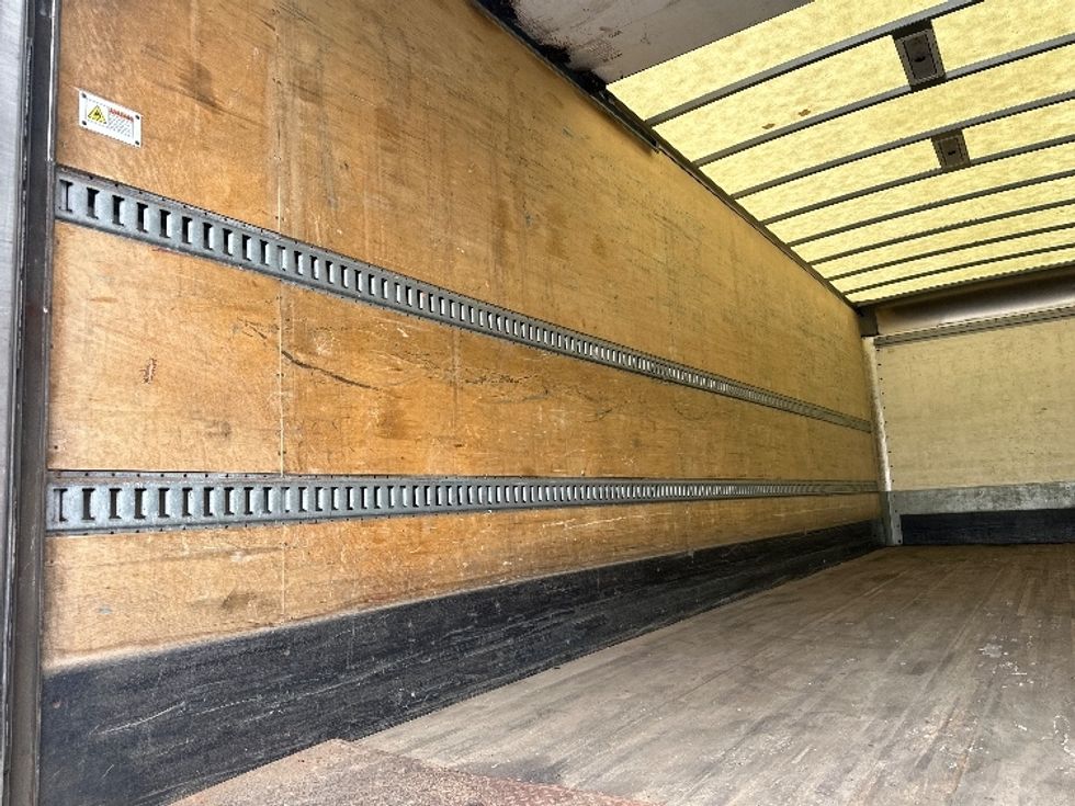 Medium Duty Box Truck-Light and Medium Duty Trucks-International-2022-MV607-Elmsford-NY-107,341\n\t\tmiles-$ 76,000 - Image 11