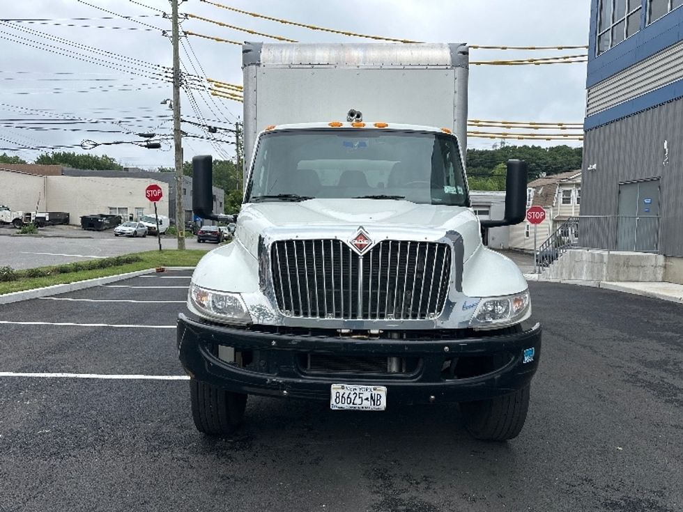 Medium Duty Box Truck-Light and Medium Duty Trucks-International-2022-MV607-Elmsford-NY-107,341\n\t\tmiles-$ 76,000 - Image 2