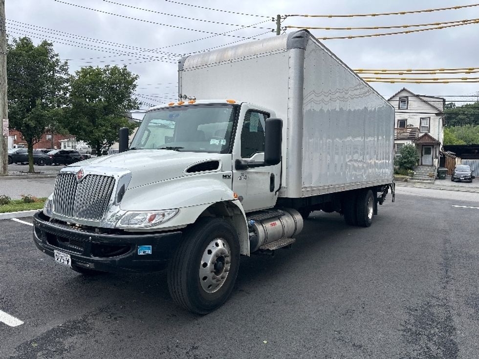Medium Duty Box Truck-Light and Medium Duty Trucks-International-2022-MV607-Elmsford-NY-107,341\n\t\tmiles-$ 76,000 - Image 3