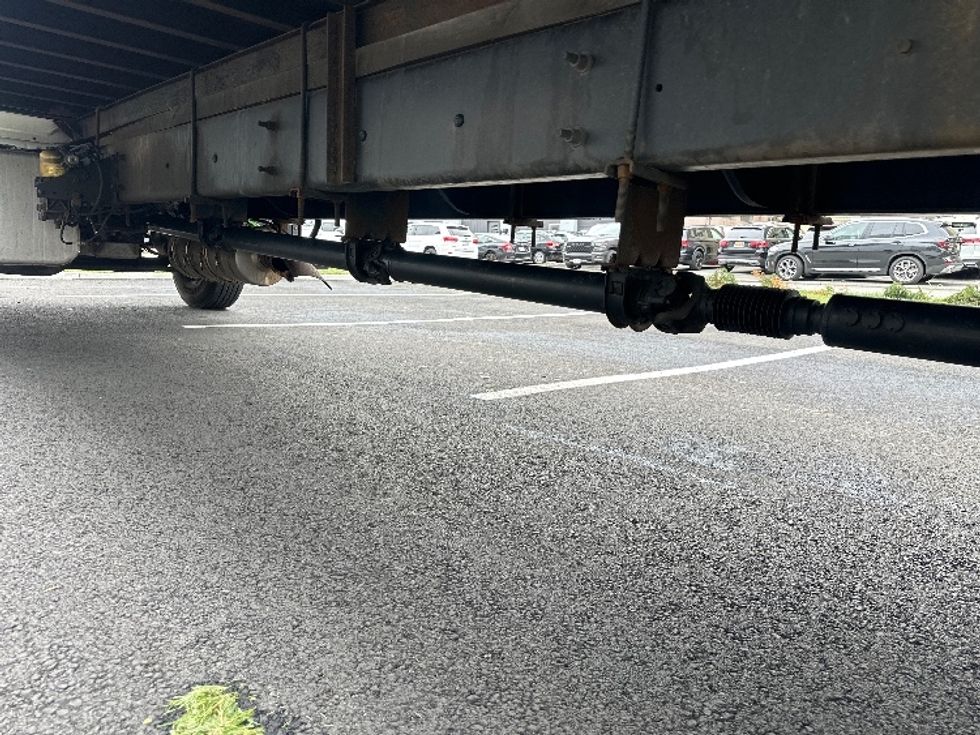 Medium Duty Box Truck-Light and Medium Duty Trucks-International-2022-MV607-Elmsford-NY-107,341\n\t\tmiles-$ 76,000 - Image 5