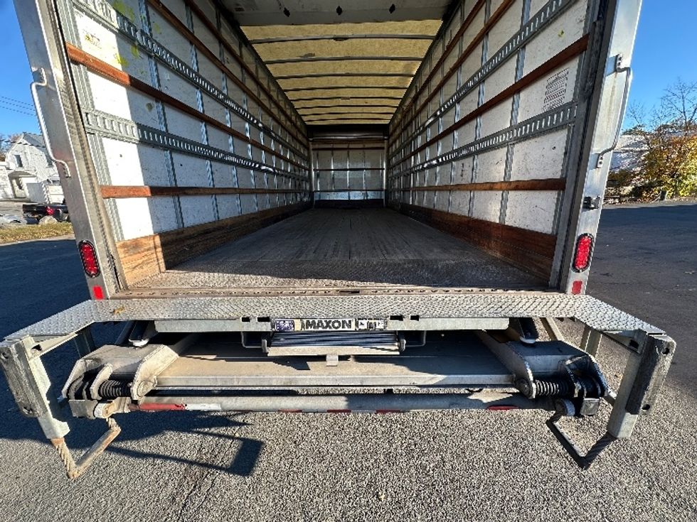 Medium Duty Box Truck-Light and Medium Duty Trucks-International-2022-MV607-Elmsford-NY-209,056\n\t\tmiles-$ 47,750 - Image 10
