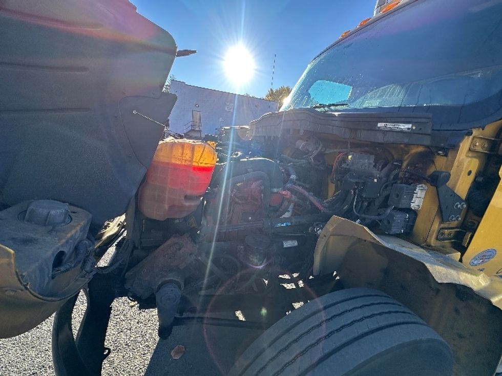 Medium Duty Box Truck-Light and Medium Duty Trucks-International-2022-MV607-Elmsford-NY-209,056\n\t\tmiles-$ 47,750 - Image 24