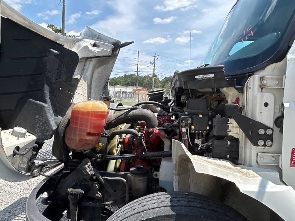 Medium Duty Box Truck-Light and Medium Duty Trucks-International-2022-MV607-Fayetteville-NC-48,137\n\t\tmiles-$ 72,250 - Image 24