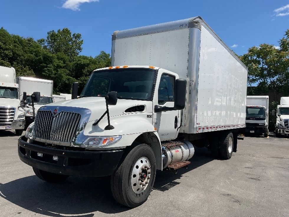 Medium Duty Box Truck-Light and Medium Duty Trucks-International-2022-MV607-Fitchburg-MA-106,307\n\t\tmiles-$ 53,000 - Image 3