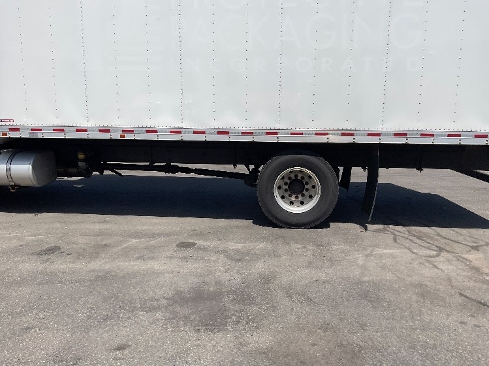 Medium Duty Box Truck-Light and Medium Duty Trucks-International-2022-MV607-Fitchburg-MA-106,307\n\t\tmiles-$ 53,000 - Image 5