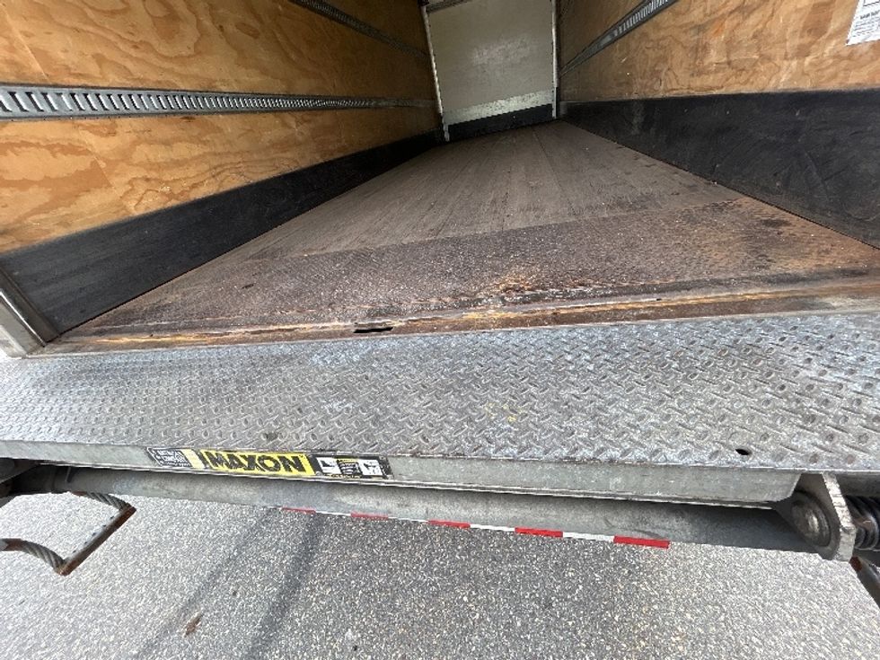 Medium Duty Box Truck-Light and Medium Duty Trucks-International-2022-MV607-Fitchburg-MA-166,920\n\t\tmiles-$ 53,250 - Image 10