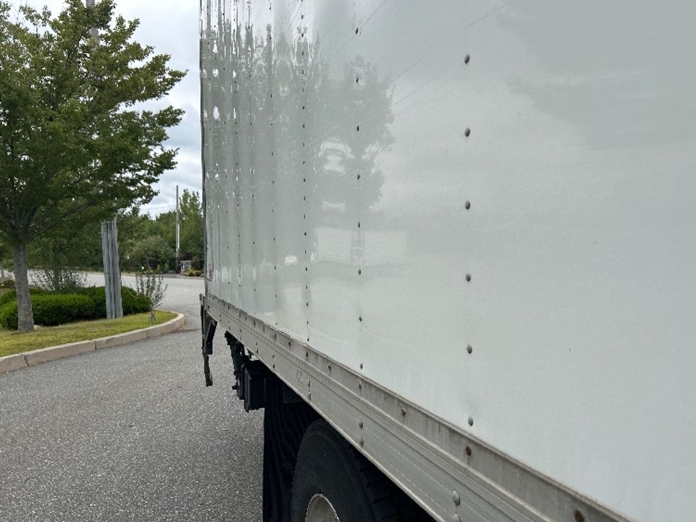 Medium Duty Box Truck-Light and Medium Duty Trucks-International-2022-MV607-Fitchburg-MA-166,920\n\t\tmiles-$ 53,250 - Image 25