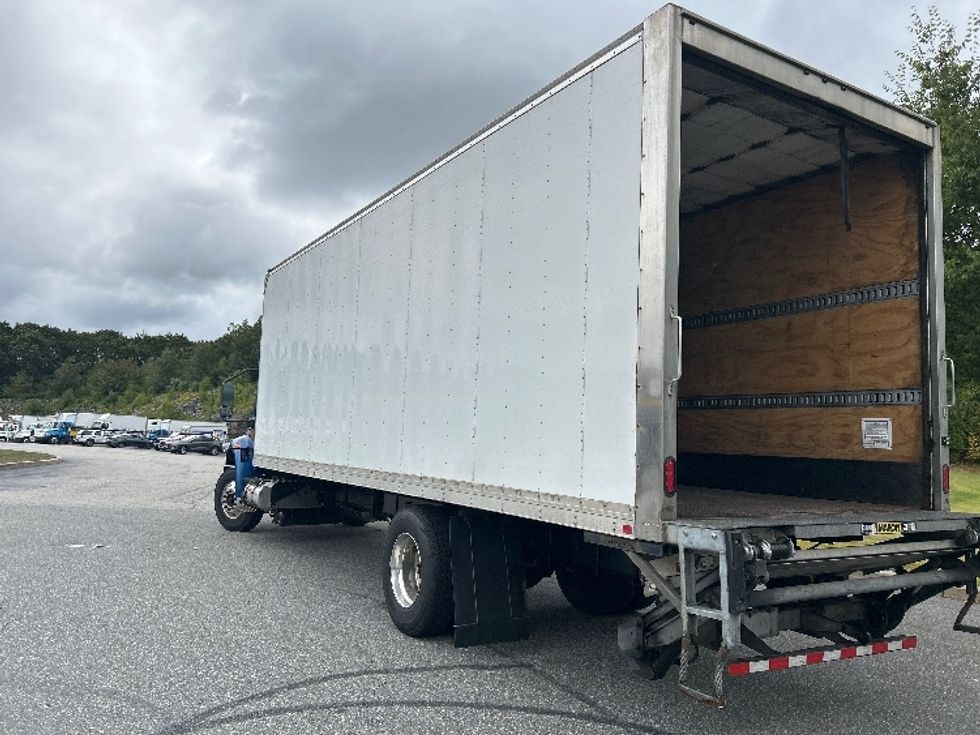 Medium Duty Box Truck-Light and Medium Duty Trucks-International-2022-MV607-Fitchburg-MA-166,920\n\t\tmiles-$ 53,250 - Image 6