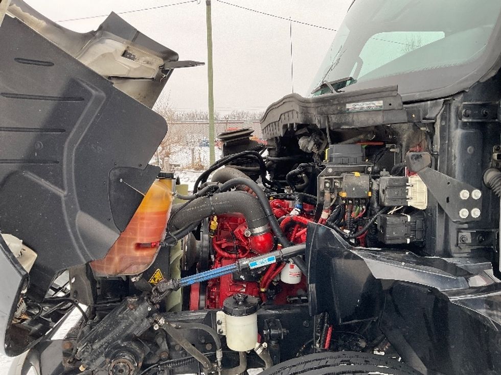 Medium Duty Box Truck-Light and Medium Duty Trucks-International-2022-MV607-Flint-MI-303,490\n\t\tmiles-$ 34,500 - Image 24