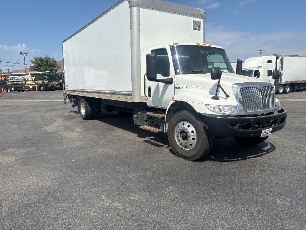Medium Duty Box Truck-Light and Medium Duty Trucks-International-2022-MV607-Fontana-CA-155,639\n\t\tmiles-$ 68,500 - Image 1