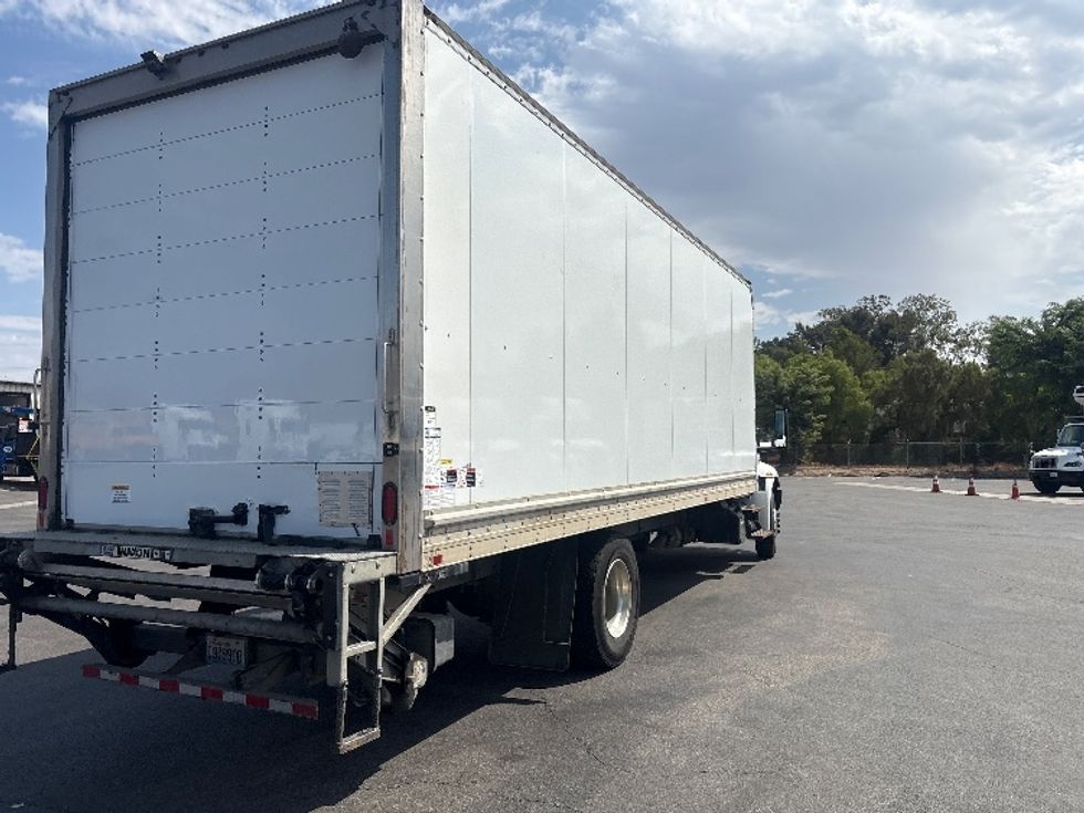 Medium Duty Box Truck-Light and Medium Duty Trucks-International-2022-MV607-Fontana-CA-155,639\n\t\tmiles-$ 68,500 - Image 13