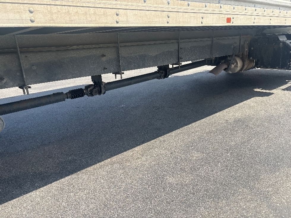 Medium Duty Box Truck-Light and Medium Duty Trucks-International-2022-MV607-Fontana-CA-155,639\n\t\tmiles-$ 68,500 - Image 14