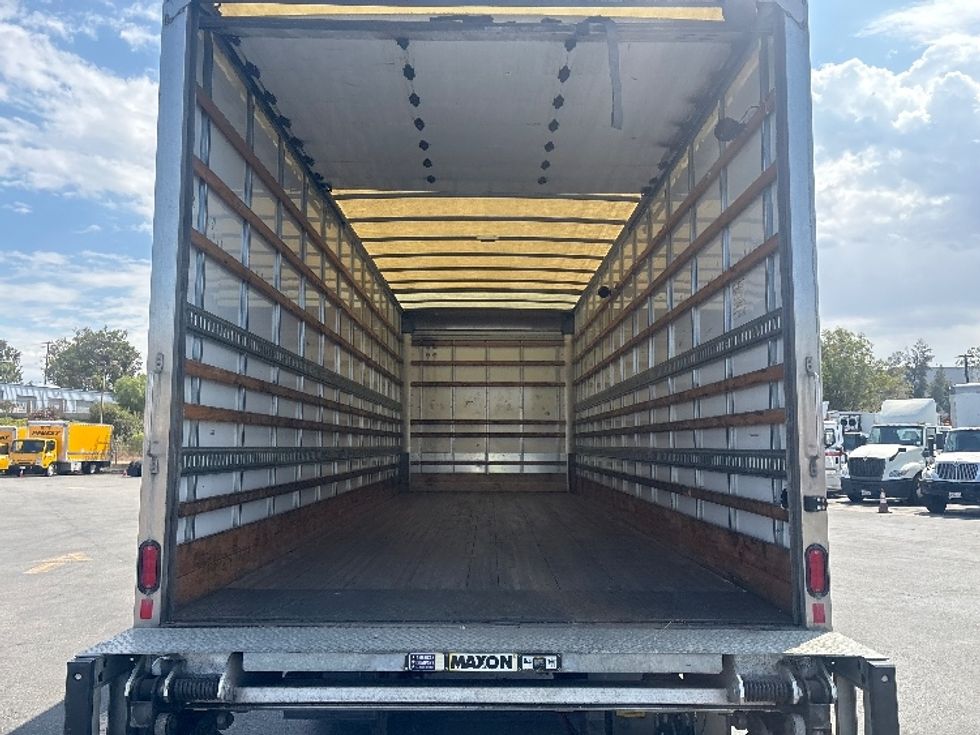 Medium Duty Box Truck-Light and Medium Duty Trucks-International-2022-MV607-Fontana-CA-155,639\n\t\tmiles-$ 68,500 - Image 8