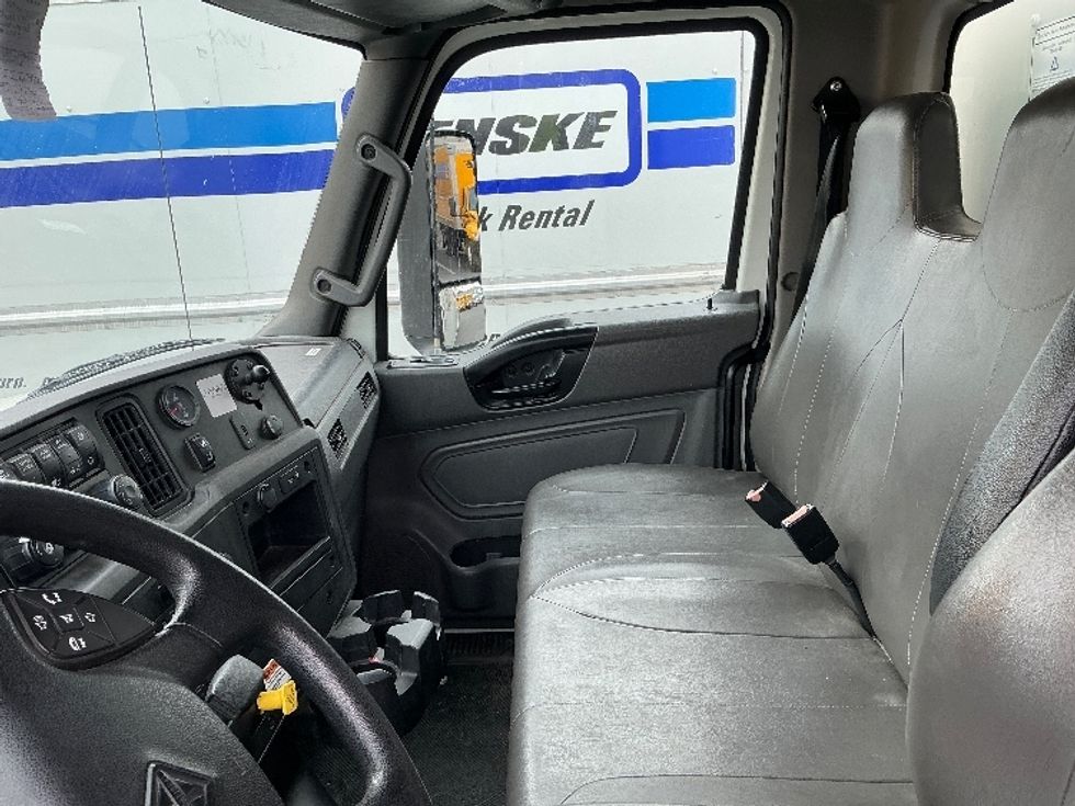 Medium Duty Box Truck-Light and Medium Duty Trucks-International-2022-MV607-Fontana-CA-202,620\n\t\tmiles-$ 55,000 - Image 19