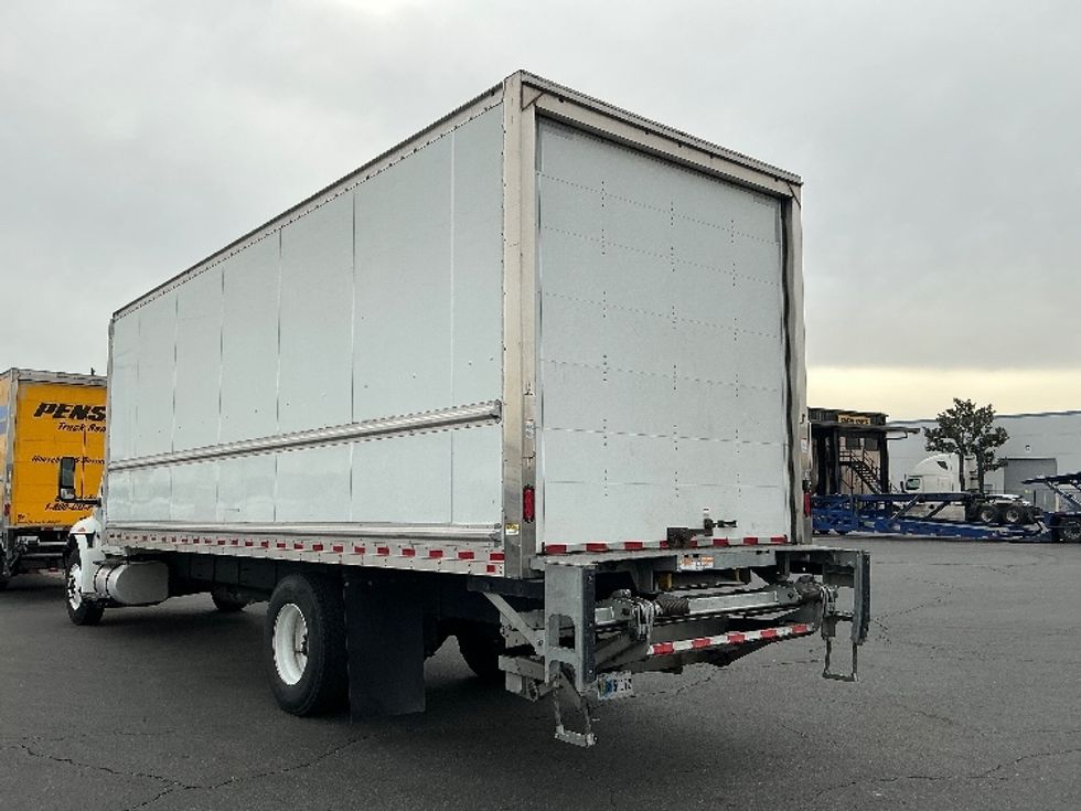 Medium Duty Box Truck-Light and Medium Duty Trucks-International-2022-MV607-Fontana-CA-202,620\n\t\tmiles-$ 55,000 - Image 6