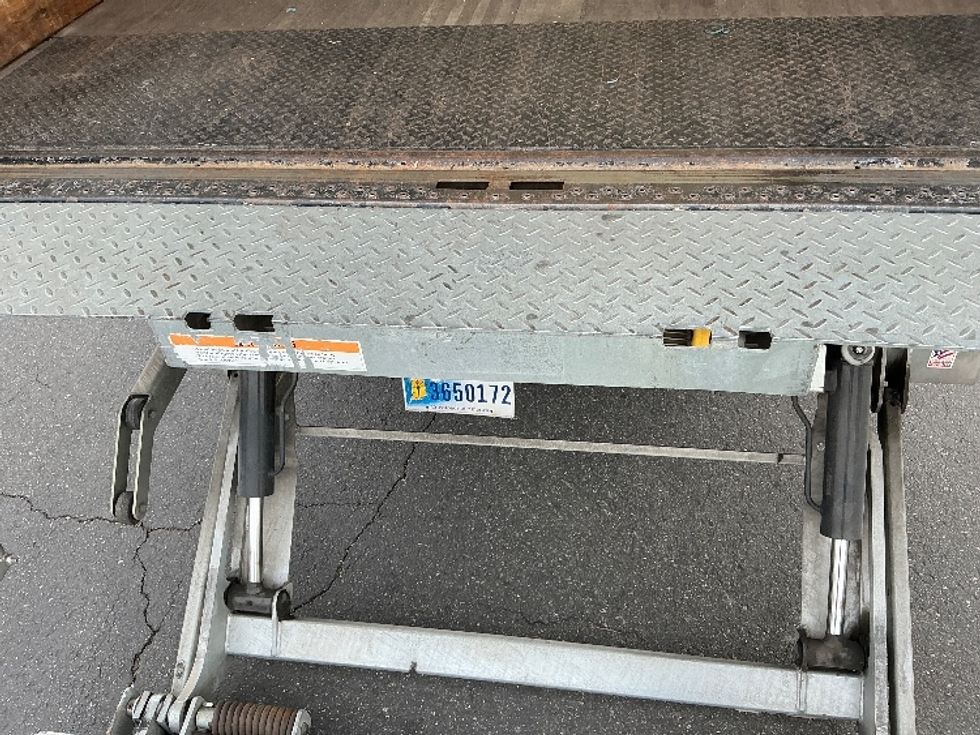 Medium Duty Box Truck-Light and Medium Duty Trucks-International-2022-MV607-Fontana-CA-202,620\n\t\tmiles-$ 55,000 - Image 8