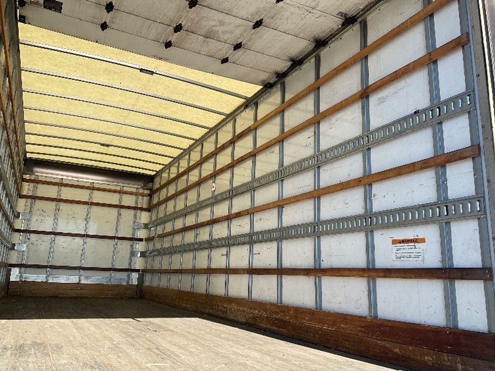 Medium Duty Box Truck-Light and Medium Duty Trucks-International-2022-MV607-Fontana-CA-221,550\n\t\tmiles-$ 51,250 - Image 12