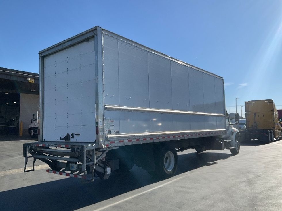 Medium Duty Box Truck-Light and Medium Duty Trucks-International-2022-MV607-Fontana-CA-221,550\n\t\tmiles-$ 51,250 - Image 13