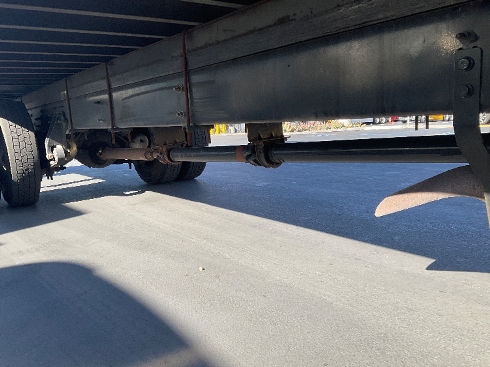 Medium Duty Box Truck-Light and Medium Duty Trucks-International-2022-MV607-Fontana-CA-221,550\n\t\tmiles-$ 51,250 - Image 14