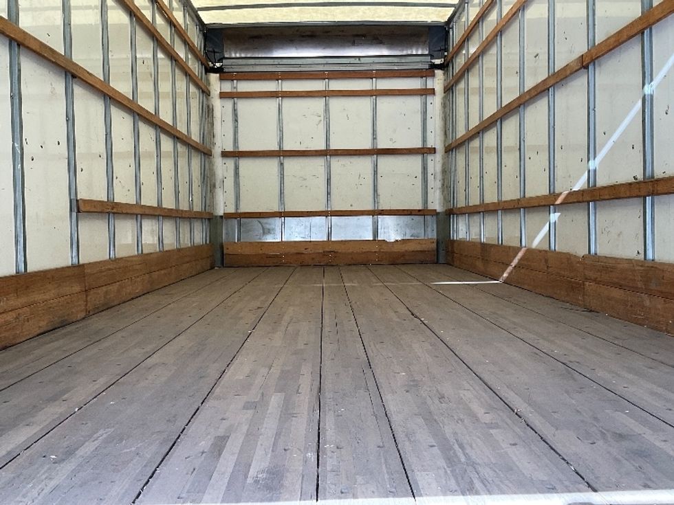 Medium Duty Box Truck-Light and Medium Duty Trucks-International-2022-MV607-Fontana-CA-250,707\n\t\tmiles-$ 41,000 - Image 10