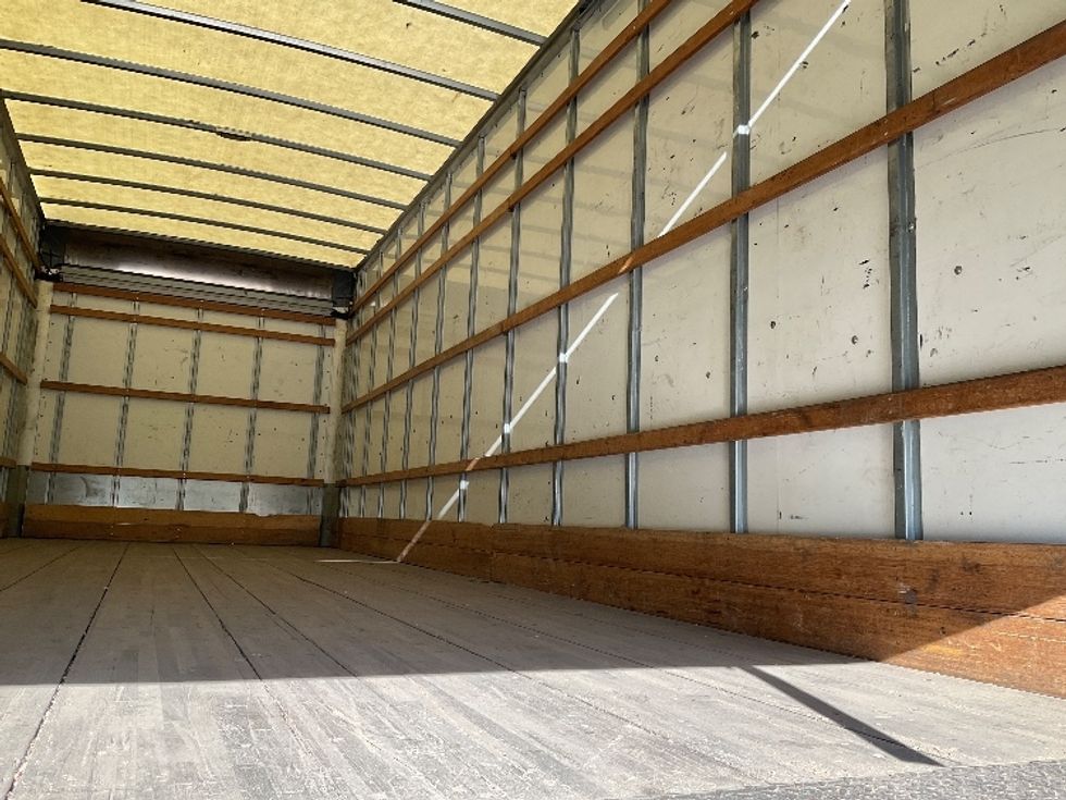 Medium Duty Box Truck-Light and Medium Duty Trucks-International-2022-MV607-Fontana-CA-250,707\n\t\tmiles-$ 41,000 - Image 12
