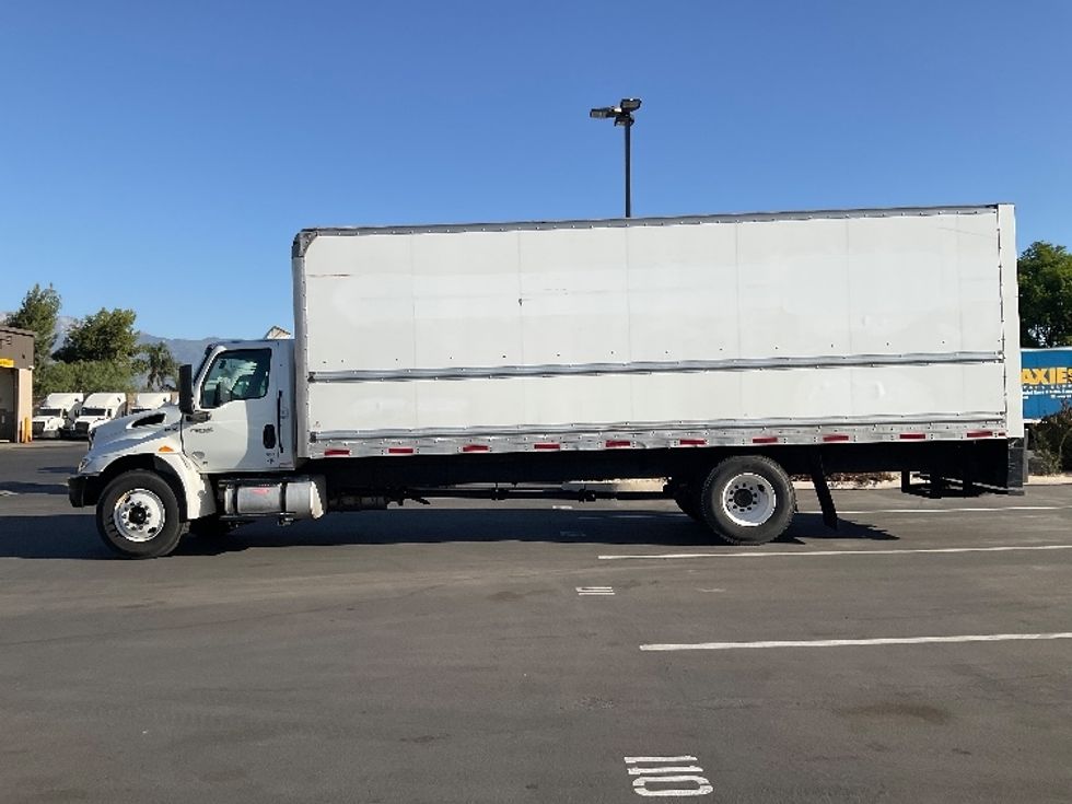 Medium Duty Box Truck-Light and Medium Duty Trucks-International-2022-MV607-Fontana-CA-250,707\n\t\tmiles-$ 41,000 - Image 4