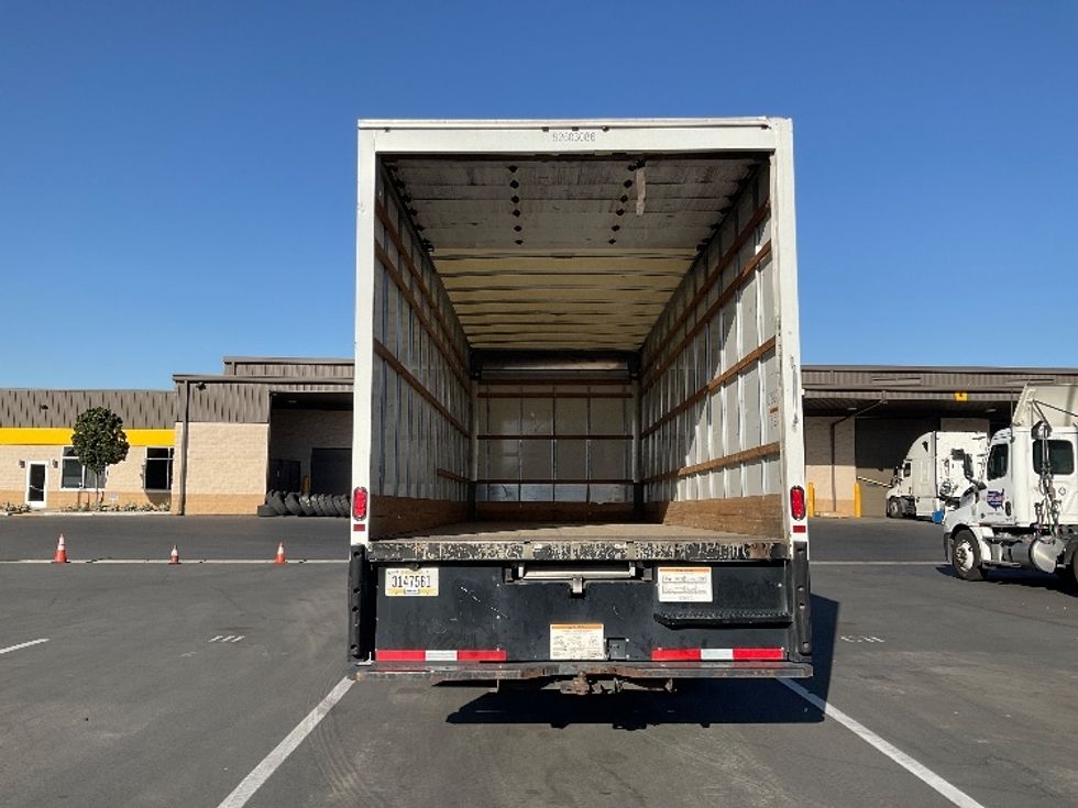 Medium Duty Box Truck-Light and Medium Duty Trucks-International-2022-MV607-Fontana-CA-250,707\n\t\tmiles-$ 41,000 - Image 8
