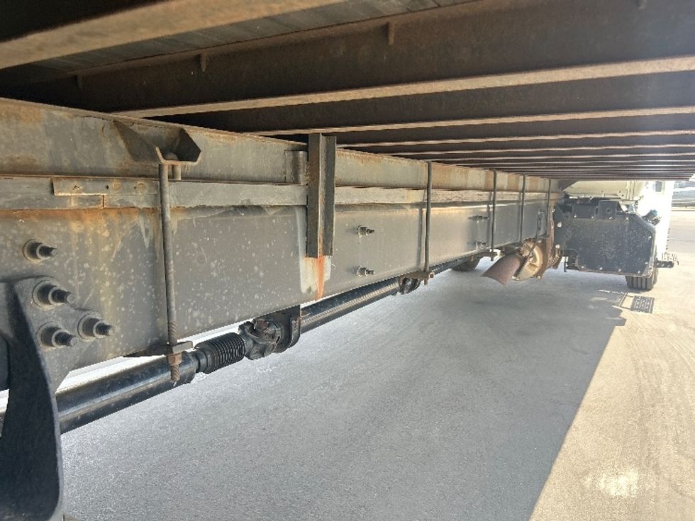 Medium Duty Box Truck-Light and Medium Duty Trucks-International-2022-MV607-Fontana-CA-259,478\n\t\tmiles-$ 39,500 - Image 13