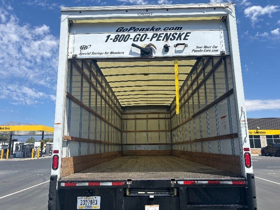 Medium Duty Box Truck-Light and Medium Duty Trucks-International-2022-MV607-Fontana-CA-259,478\n\t\tmiles-$ 39,500 - Image 8