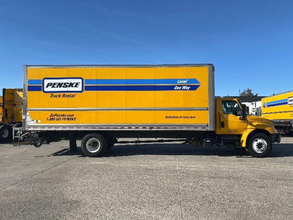 Medium Duty Box Truck-Light and Medium Duty Trucks-International-2022-MV607-Fontana-CA-65,384\n\t\tmiles-$ 78,250 - Image 15