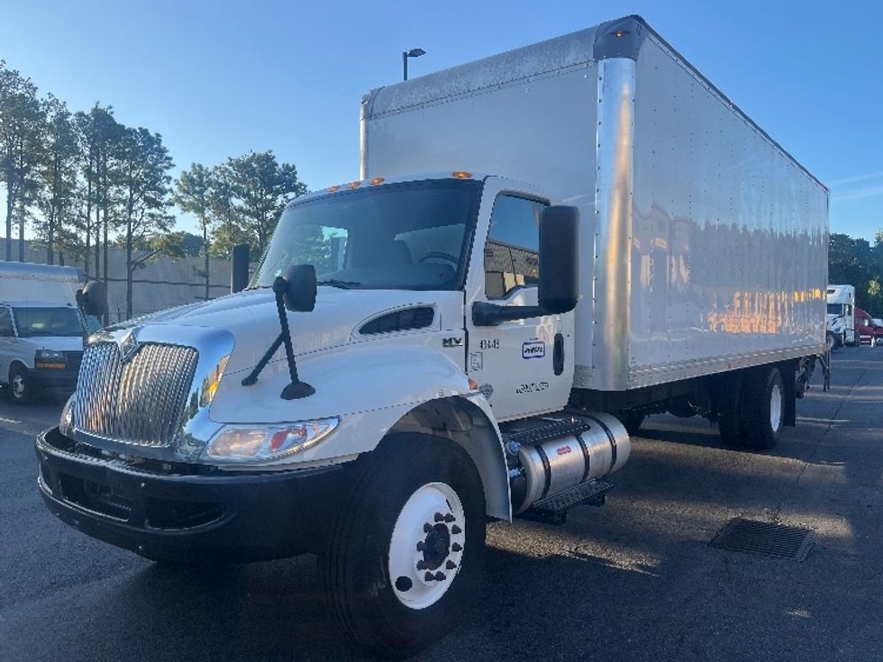 Medium Duty Box Truck-Light and Medium Duty Trucks-International-2022-MV607-Forest Park-GA-131,640\n\t\tmiles-$ 72,000 - Image 3