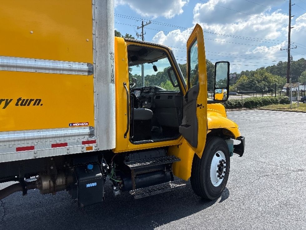 Medium Duty Box Truck-Light and Medium Duty Trucks-International-2022-MV607-Forest Park-GA-238,026\n\t\tmiles-$ 37,750 - Image 20