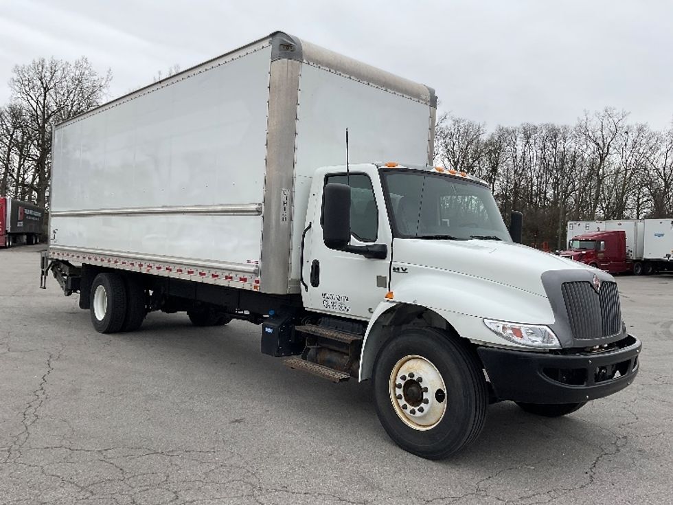 Medium Duty Box Truck-Light and Medium Duty Trucks-International-2022-MV607-Fort Wayne-IN-118,953\n\t\tmiles-$ 71,750 - Image 1