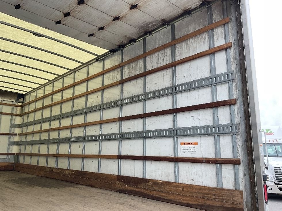 Medium Duty Box Truck-Light and Medium Duty Trucks-International-2022-MV607-Fort Wayne-IN-118,953\n\t\tmiles-$ 71,750 - Image 12