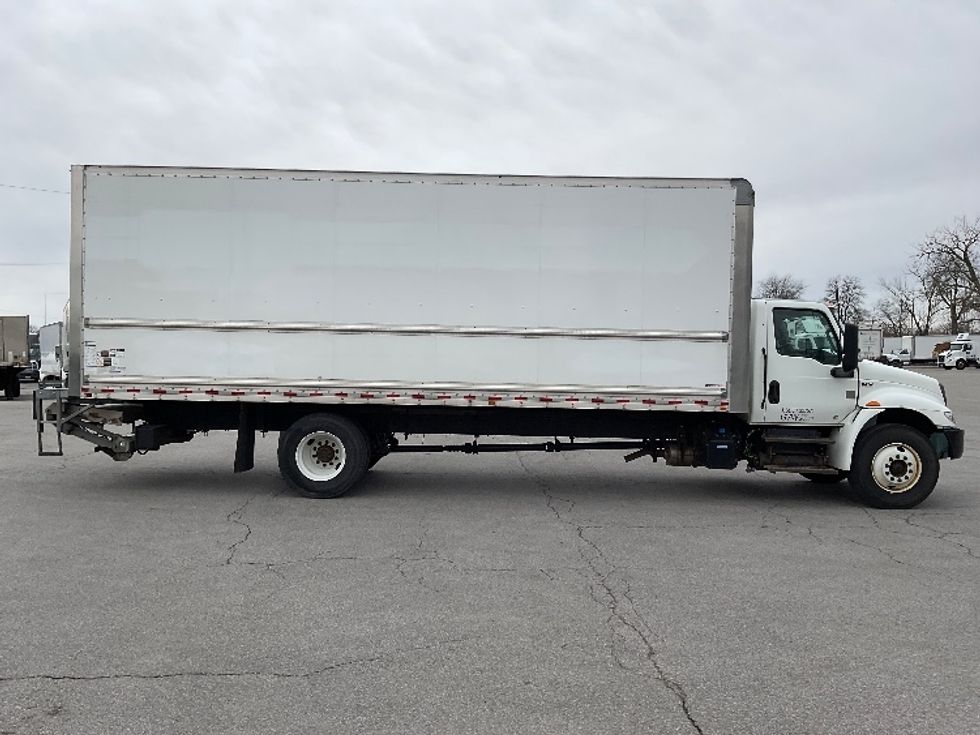 Medium Duty Box Truck-Light and Medium Duty Trucks-International-2022-MV607-Fort Wayne-IN-118,953\n\t\tmiles-$ 71,750 - Image 15