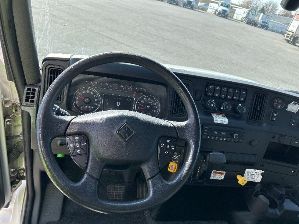Medium Duty Box Truck-Light and Medium Duty Trucks-International-2022-MV607-Fort Wayne-IN-97,458\n\t\tmiles-$ 75,750 - Image 18