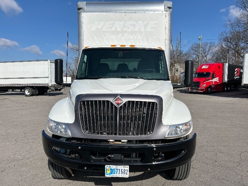 Medium Duty Box Truck-Light and Medium Duty Trucks-International-2022-MV607-Fort Wayne-IN-97,458\n\t\tmiles-$ 75,750 - Image 2