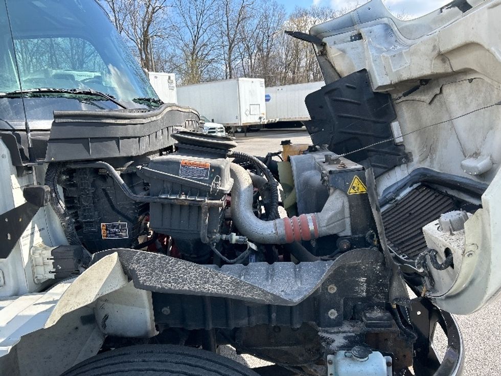Medium Duty Box Truck-Light and Medium Duty Trucks-International-2022-MV607-Fort Wayne-IN-97,458\n\t\tmiles-$ 75,750 - Image 23