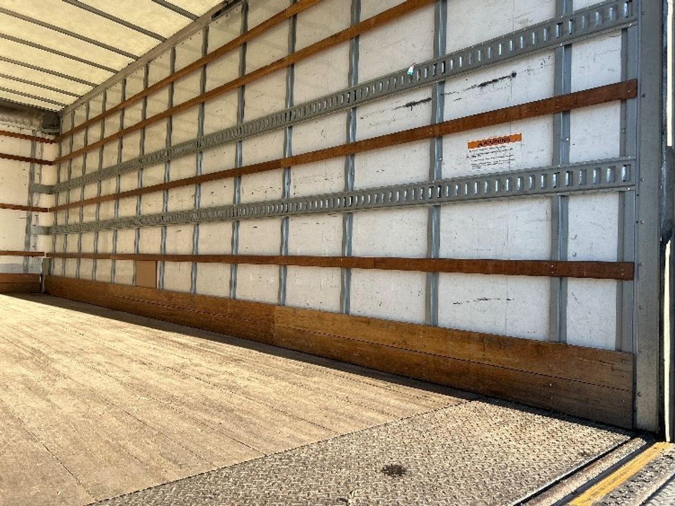 Medium Duty Box Truck-Light and Medium Duty Trucks-International-2022-MV607-Fort Worth-TX-101,086\n\t\tmiles-$ 69,000 - Image 12