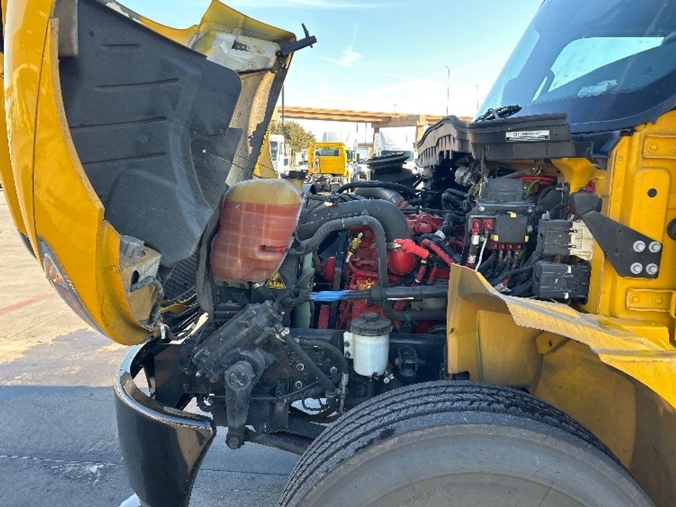 Medium Duty Box Truck-Light and Medium Duty Trucks-International-2022-MV607-Fort Worth-TX-101,086\n\t\tmiles-$ 69,000 - Image 24