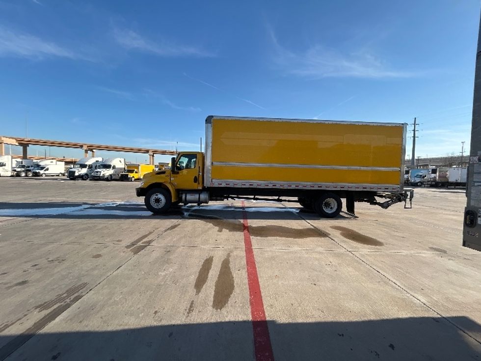 Medium Duty Box Truck-Light and Medium Duty Trucks-International-2022-MV607-Fort Worth-TX-101,086\n\t\tmiles-$ 69,000 - Image 4