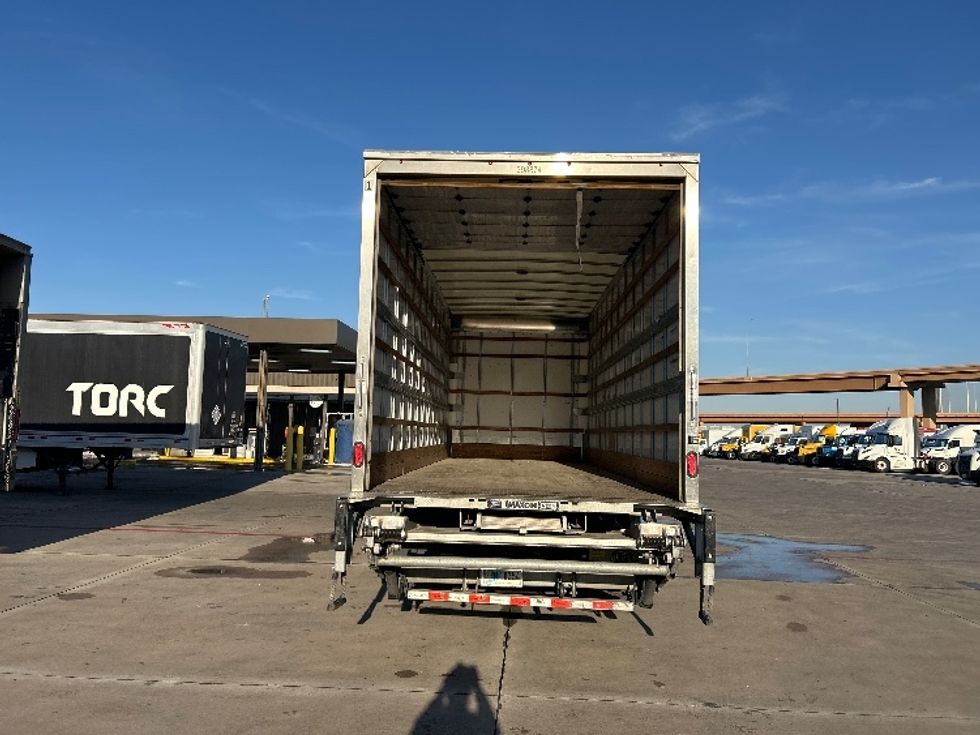 Medium Duty Box Truck-Light and Medium Duty Trucks-International-2022-MV607-Fort Worth-TX-101,086\n\t\tmiles-$ 69,000 - Image 8